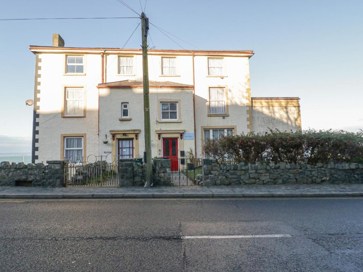 Apartamento Llys Madoc, First Floor Flat Penmaen-mawr Exterior foto
