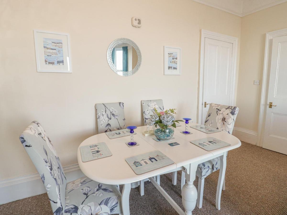 Apartamento Llys Madoc, First Floor Flat Penmaen-mawr Exterior foto
